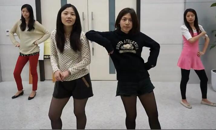 ��ѧ�������Ů�����轭��STYLE